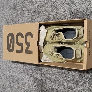 COPY - Adidas yeezy boost 350 sulfur